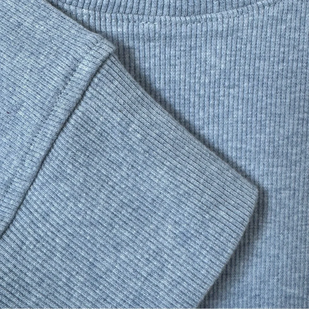 Banana Republic Light Blue Sweater Winter Preppy Academia Classic Easter Pastel